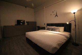 The Hive Hatyai Hostel