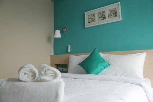 Hotel V-ocean Palace