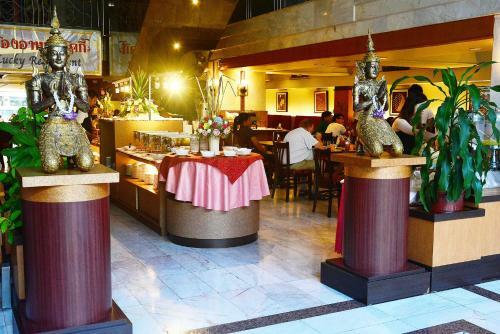Asian Hotel