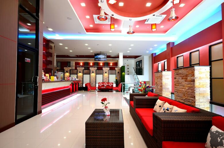 Pb Grand Hotel