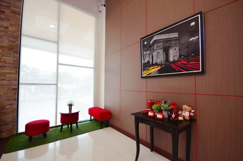 Pb Grand Hotel