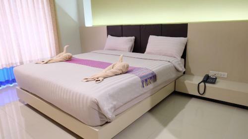 Silom Palace Hotel