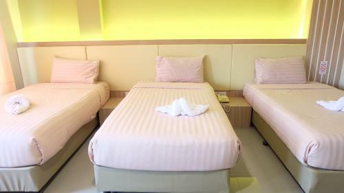 Silom Palace Hotel