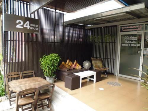 Albergue 24 Guest House
