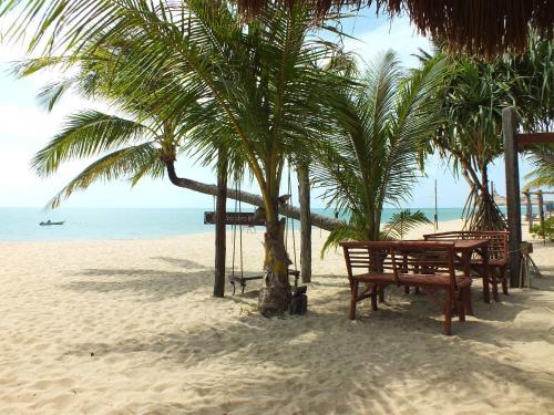 Hotel C&n Kho Khao Beach Resort
