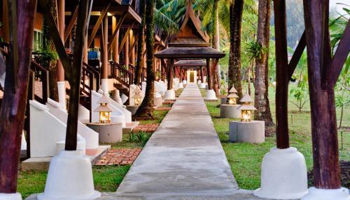Hotel C&n Kho Khao Beach Resort