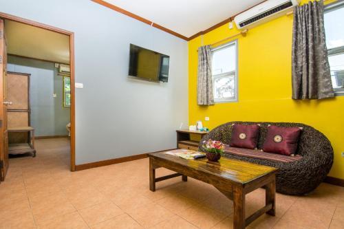 Hostal Central Guesthouse