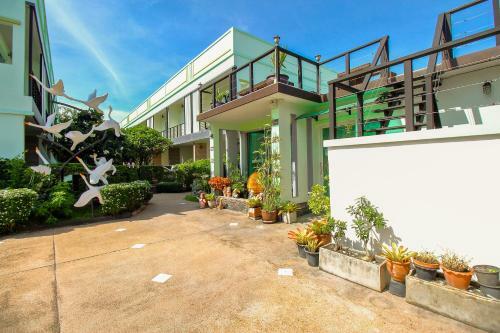 Hostal Baan Noppadol
