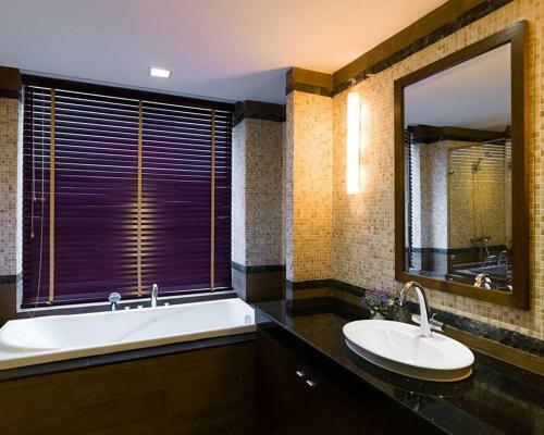 Hotel The Verona Hua Hin