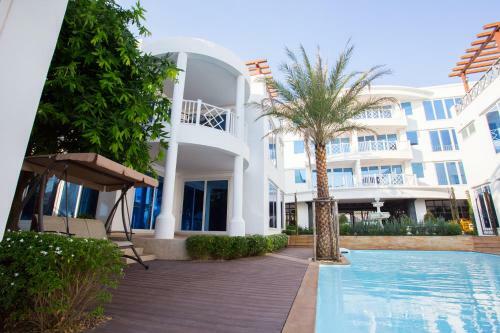 Hotel The Verona Hua Hin