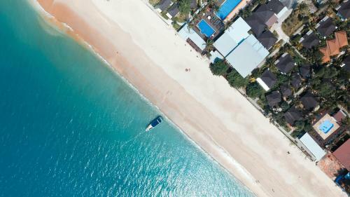 Hotel Nakara Long Beach Resort