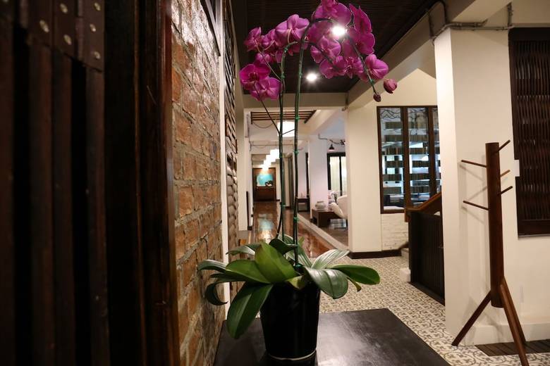 Kampaeng Ngam Hotel