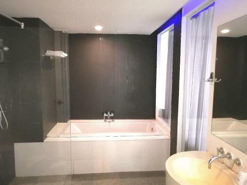 Glacier Hotel Khon Kaen