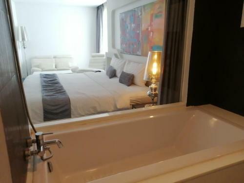 Glacier Hotel Khon Kaen