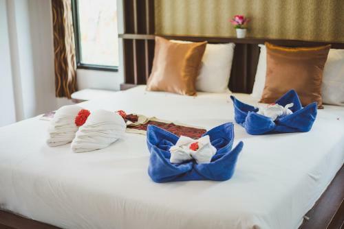 Lanta Nice Beach Resort