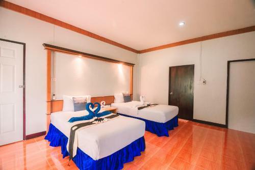 Lanta Nice Beach Resort