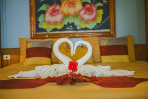 Lanta Nice Beach Resort