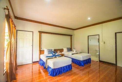Lanta Nice Beach Resort