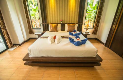 Lanta Nice Beach Resort