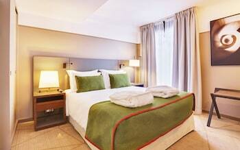 Hotel Fraser Suites Harmonie Paris La Defense