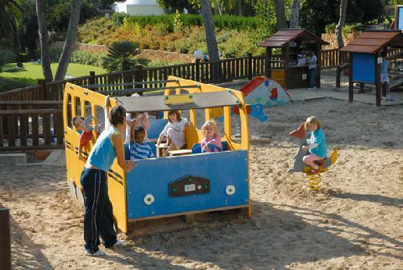 Hotel Beach Club Font Sa Cala