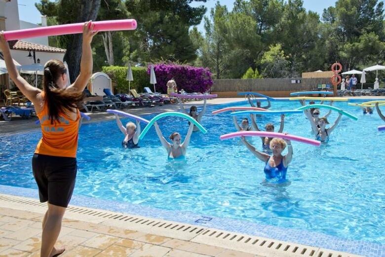 Hotel Beach Club Font Sa Cala