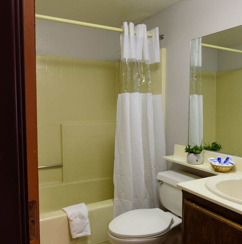 Hotel Heritage Inn Suites