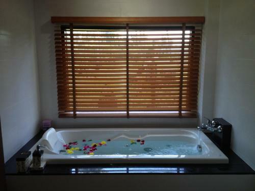 Hotel Khum Laanta Resort