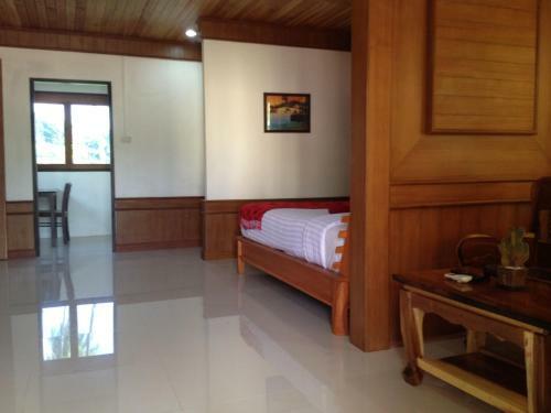 Hotel Khum Laanta Resort