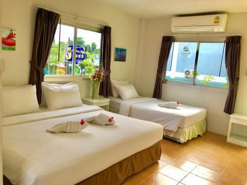 Hotel J.holiday Inn
