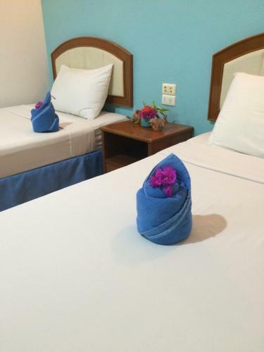 Hotel J.holiday Inn