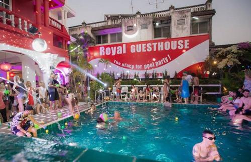 Hostal The Royal Guest House