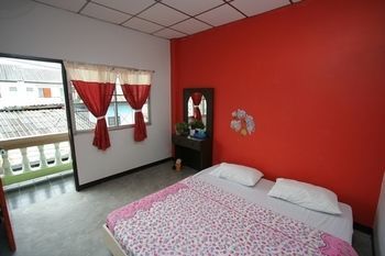 Hostal Thailand Guest House
