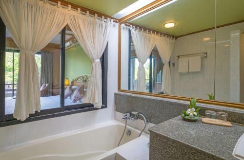 Hotel Maritime Park And Spa Resort