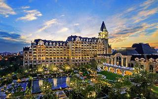 Hotel Hilton Qingdao Golden Beach
