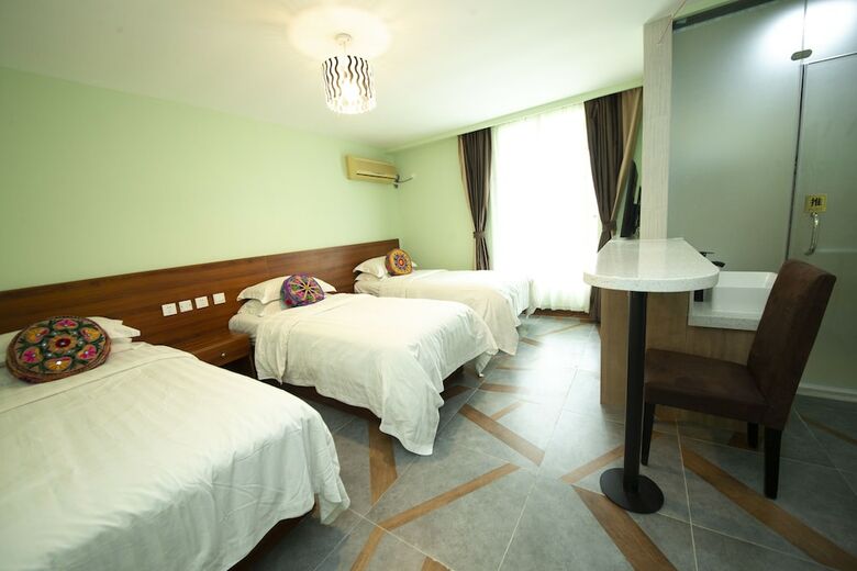 Ou Lu Business Hotel