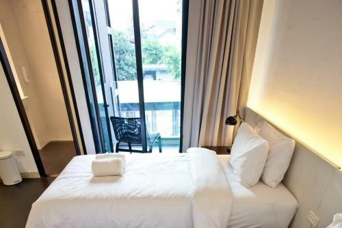 Bed Phrasingh Hotel
