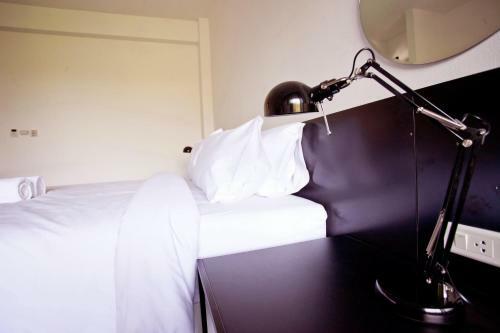 Bed Phrasingh Hotel