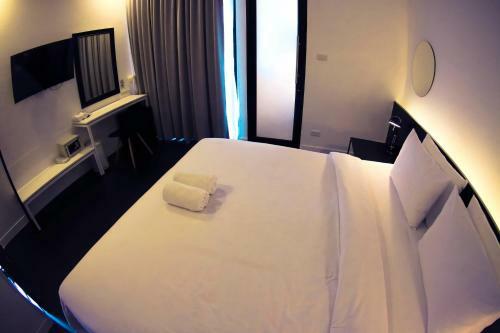 Bed Phrasingh Hotel