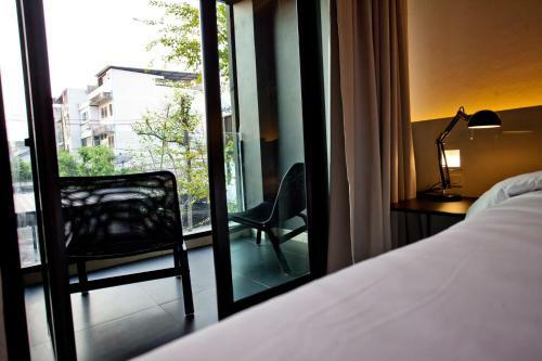 Bed Phrasingh Hotel