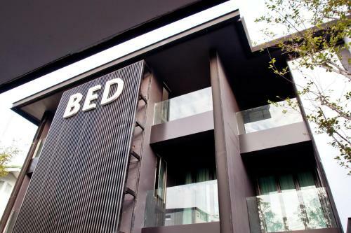 Bed Phrasingh Hotel
