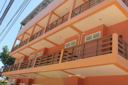 Aparthotel N.d. Place Lanta