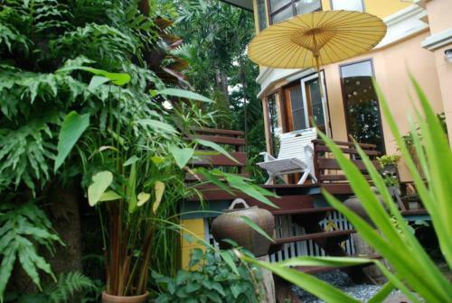 Garden Room Hostel