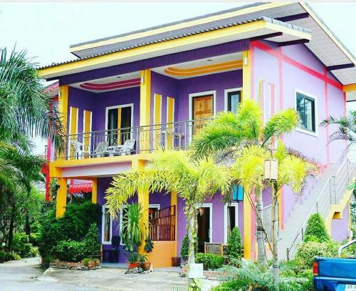 Lanta New Beach Bungalows