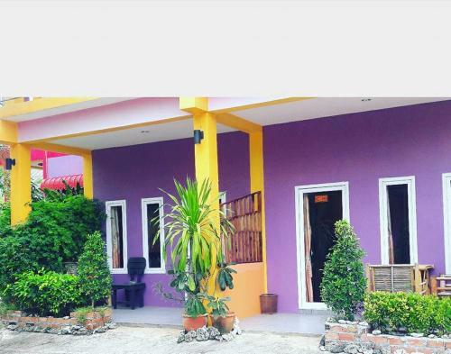 Lanta New Beach Bungalows
