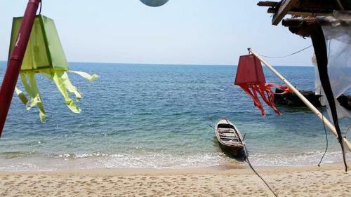 Lanta New Beach Bungalows