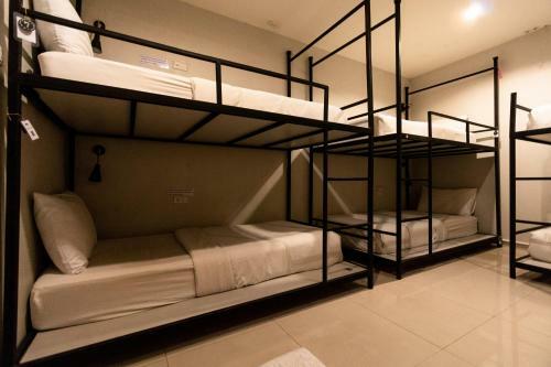 Sunny Hostel Chiangmai @tha Pae
