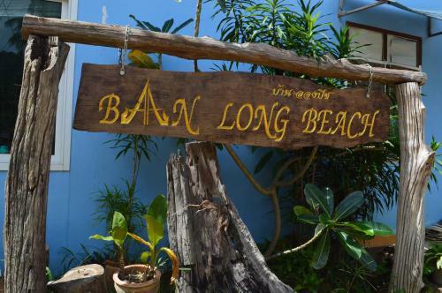 Lodge Baan Long Beach