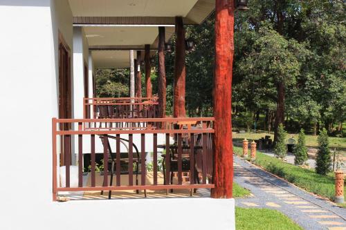 Hotel Lanta Happy Hill
