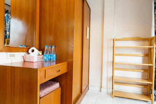 Thipurai Beach Hotel Annex